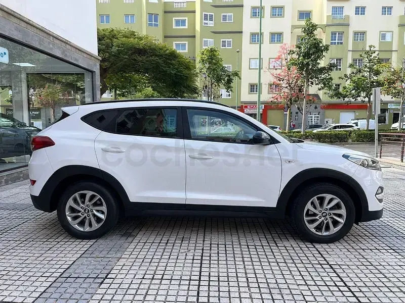 Usado Hyundai Tucson 131 CV (96 kW) 2017 Blanco SUV
