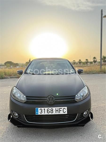 Usado VW Golf VI 105 CV (77 kW) 2011 Negro Utilitario