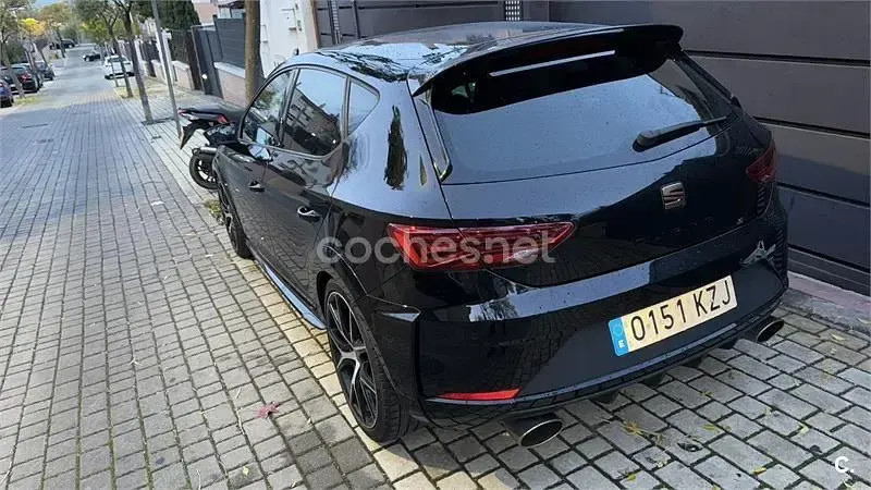 Usado Seat Leon CUPRA 290 CV (213 kW) 2019 Negro Berlina