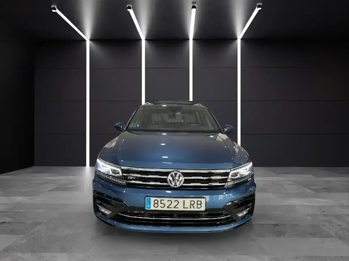 Usado VW Tiguan Allspace Sportline 150 CV (110 kW) 2021 Azul SUV