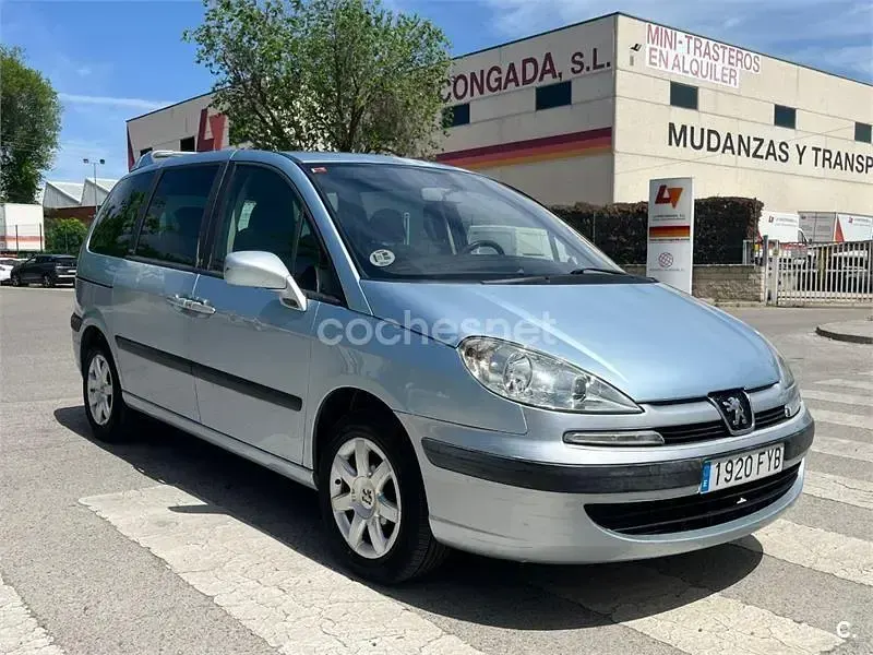 Usado Peugeot 807 136 CV (100 kW) 2007 Azul Monovolumen