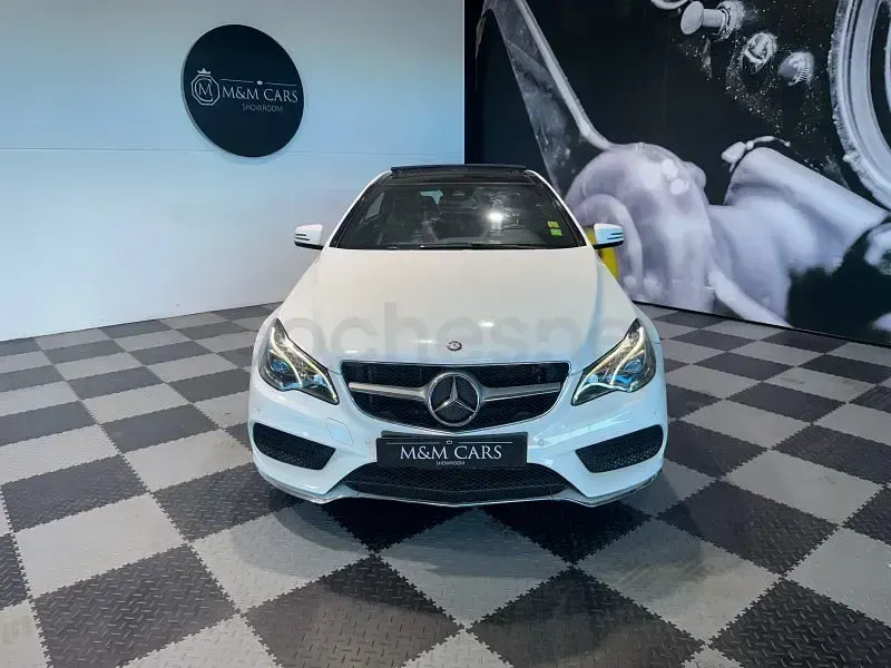 Usado Mercedes E220 170 CV (125 kW) 2014 Blanco Coupe