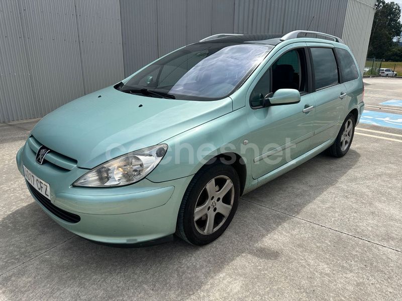Verde Usado 2003 Peugeot 307 Familiar | 2200 € (Precio justo) - Imagen 1/4