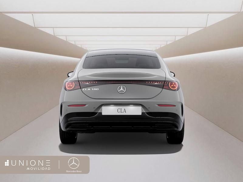 Nuevo Mercedes CLA180 73 CV (53 kW) 2026 Gris Berlina