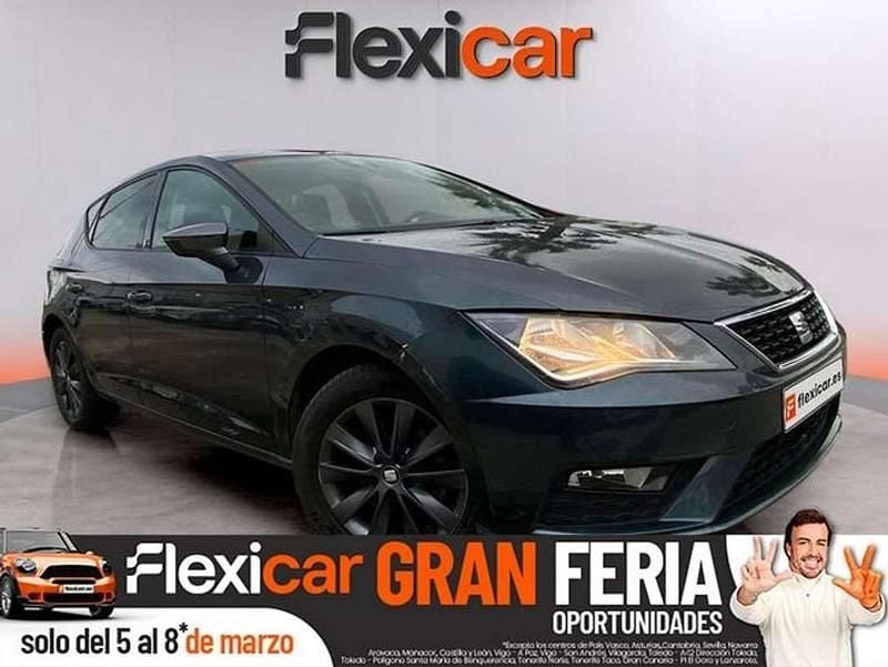 Usado Seat Leon Style 131 CV (96 kW) 2019 Gris Utilitario