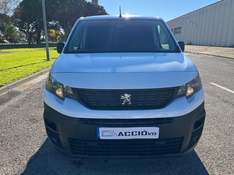 Usado Peugeot Partner S 75 CV (55 kW) 2021 Blanco Monovolumen