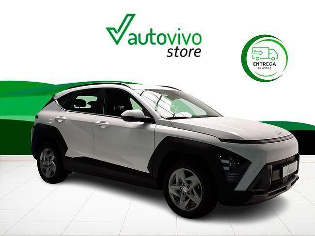 Usado Hyundai Kona 120 CV (88 kW) 2024 Blanco SUV