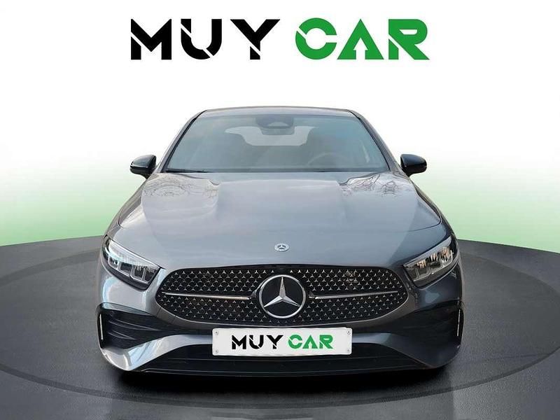Usado Mercedes A200 Advanced 163 CV (119 kW) 2024 Gris Berlina