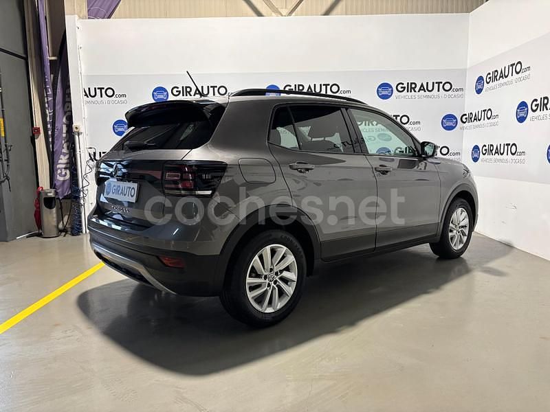 Usado VW T-Cross Advance 110 CV (80 kW) 2021 Gris / plata SUV