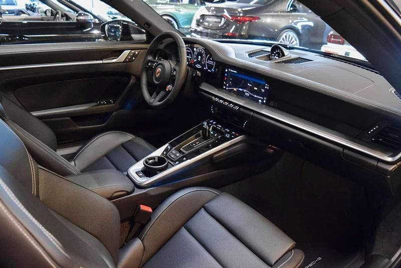 Usado Porsche 911 Carrera 394 CV (289 kW) 2024 Negro Coupe