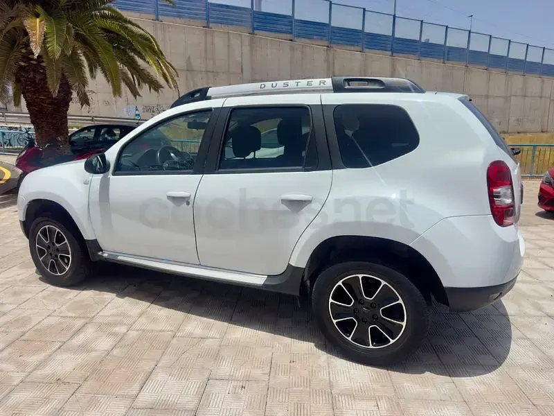 Usado Dacia Duster Ambiance 125 CV (91 kW) 2016 Blanco SUV