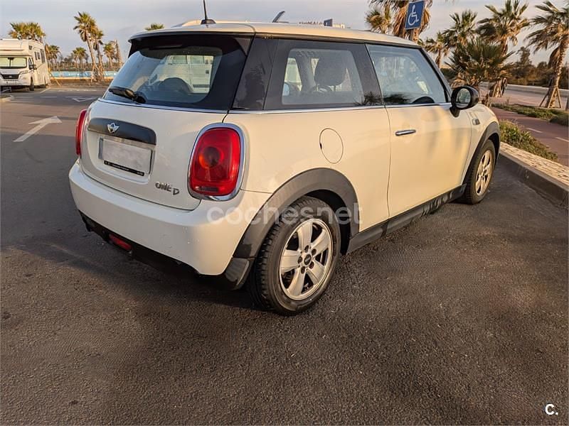 Usado Mini One D 90 CV (66 kW) 2015 Beige Utilitario