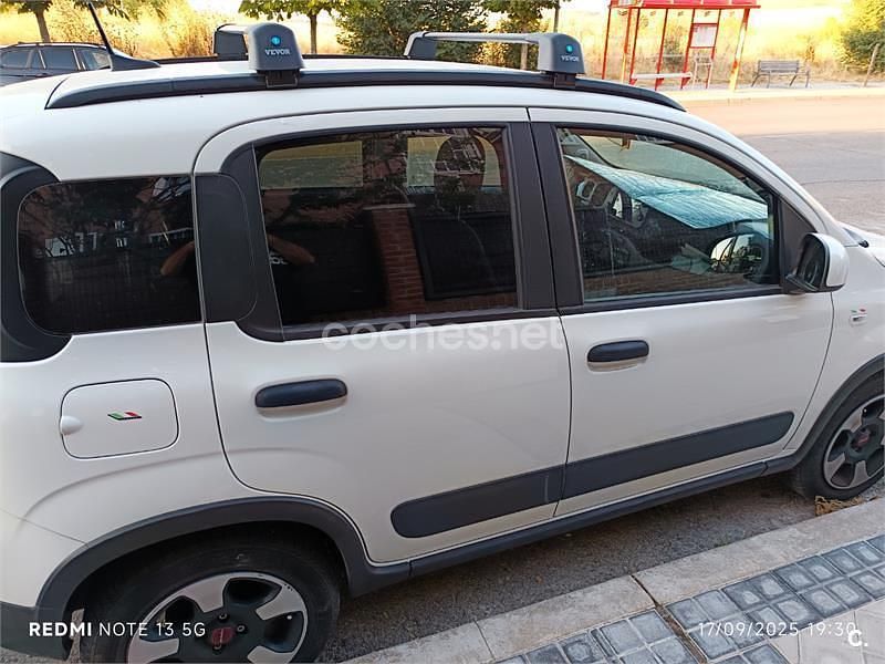 Blanco Usado 2023 Fiat Panda Cross Cross Utilitario | 11.500 € (Precio justo) - Imagen 1/4
