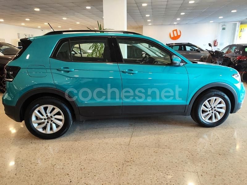 Usado VW T-Cross Advance 110 CV (80 kW) 2023 Azul SUV