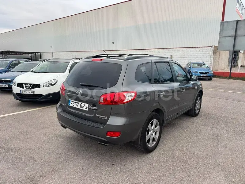 Usado Hyundai Santa Fe Style 155 CV (114 kW) 2009 Gris / plata SUV