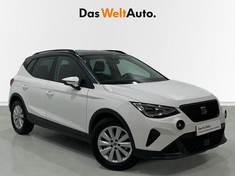 Usado Seat Arona Style 115 CV (84 kW) 2025 Blanco SUV