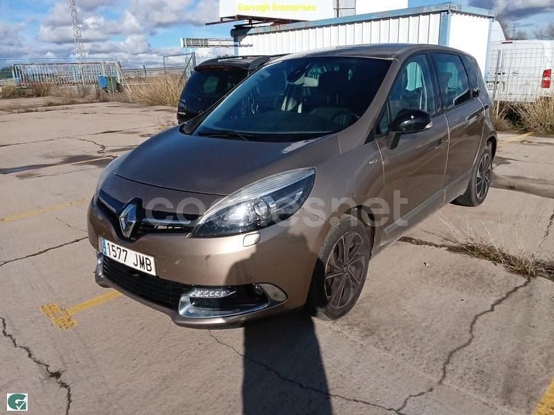 Beige Usado 2016 Renault Scénic III Bose Edition Monovolumen | 7400 € (Buen precio) - Imagen 1/4
