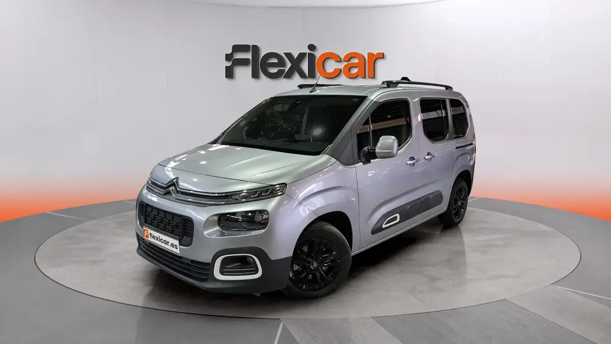 Usado Citroën Berlingo Feel 131 CV (96 kW) 2020 Gris Monovolumen