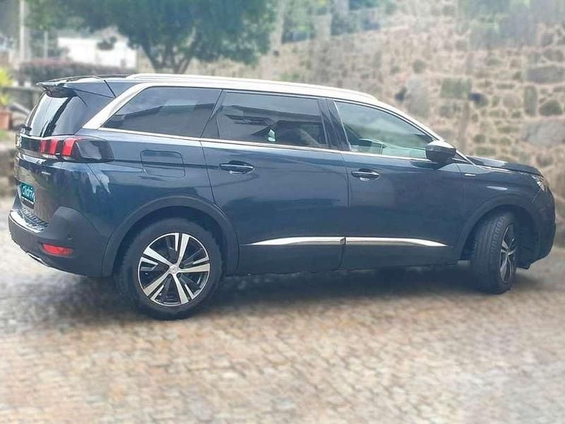 Usado Peugeot 5008 GT-line 131 CV (96 kW) 2018 Azul SUV