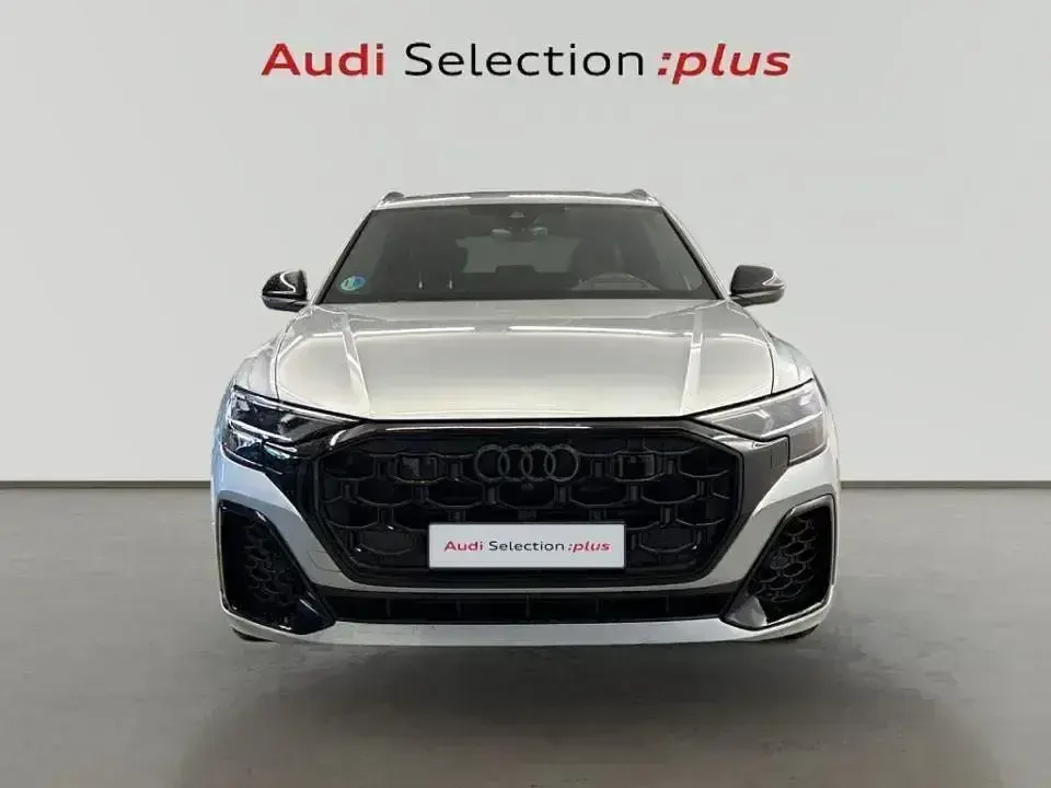 Usado Audi Q8 286 CV (210 kW) 2025 Gris SUV