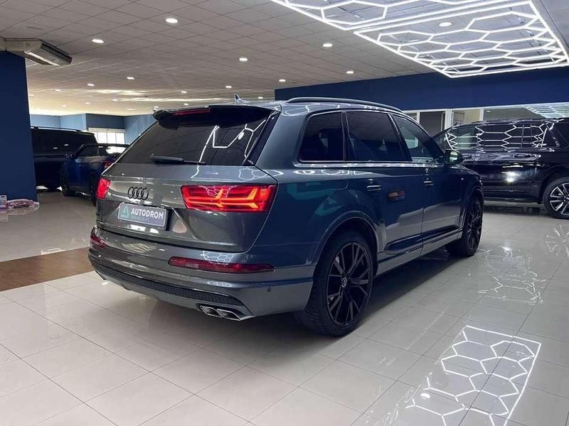 Usado Audi SQ7 Advanced 435 CV (319 kW) 2016 Gris SUV