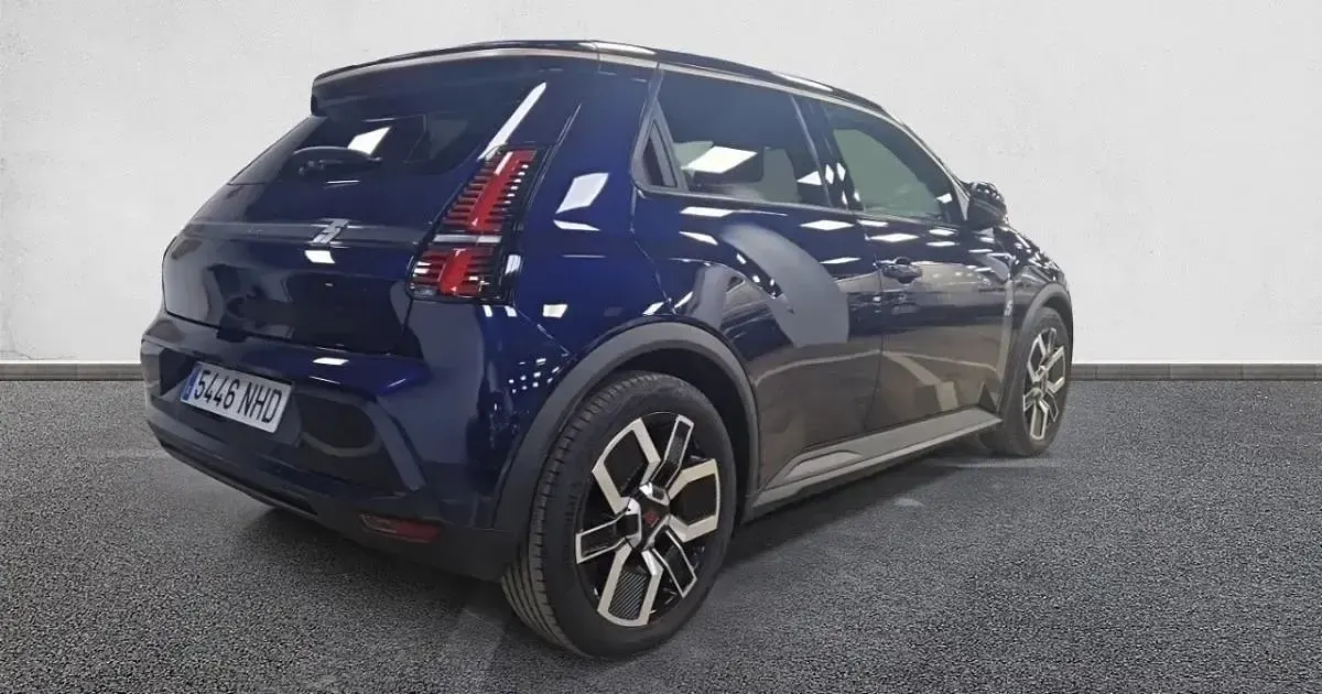Usado Renault 5 E-Tech Techno 110 kW (150 CV) 2025