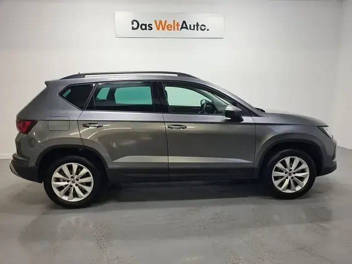 Usado Seat Ateca Style 150 CV (110 kW) 2025 Gris SUV