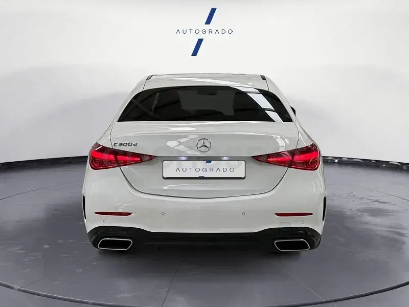 Usado Mercedes C200 163 CV (119 kW) 2023 Blanco Berlina