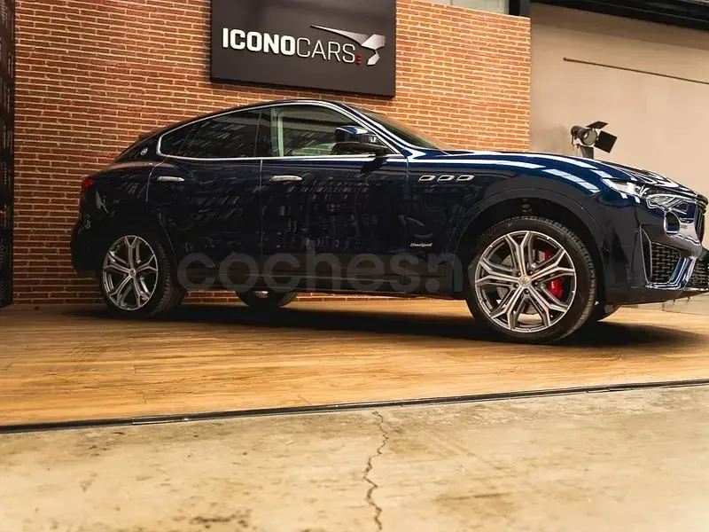 Usado Maserati Levante 275 CV (202 kW) 2019 Azul SUV