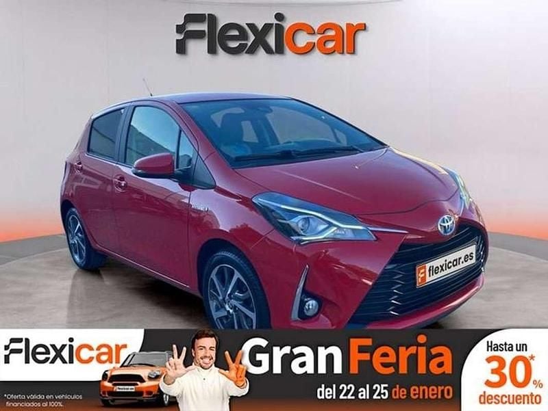 Rojo Usado 2020 Toyota Yaris Hybrid Active Utilitario | 15.490 € (Precio justo) - Imagen 1/4