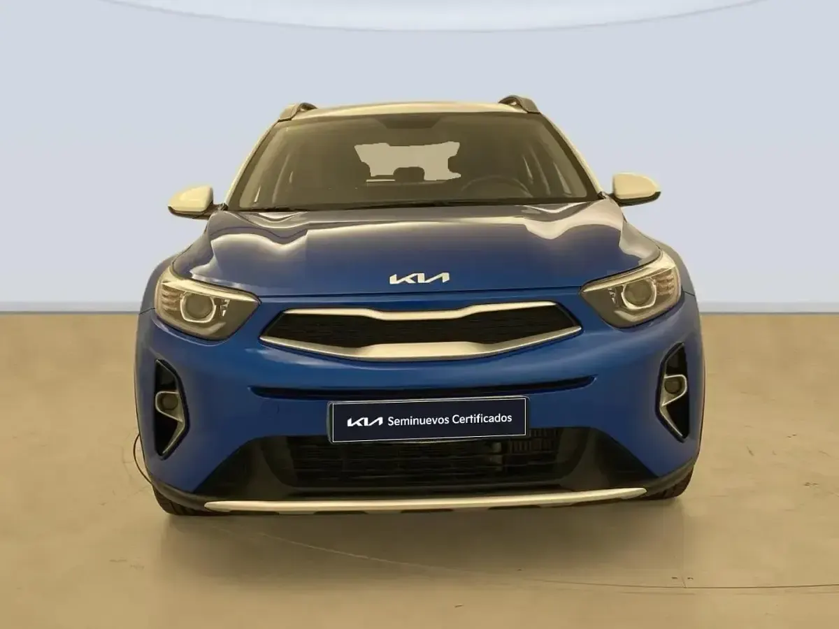 Usado Kia Stonic 100 CV (73 kW) 2022 Azul SUV