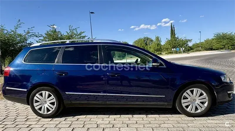 Usado VW Passat Advance 140 CV (102 kW) 2006 Azul Familiar