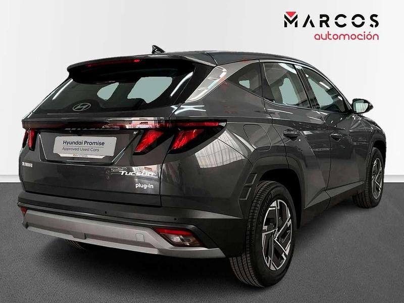 Usado Hyundai Tucson 252 CV (185 kW) 2025 Gris SUV