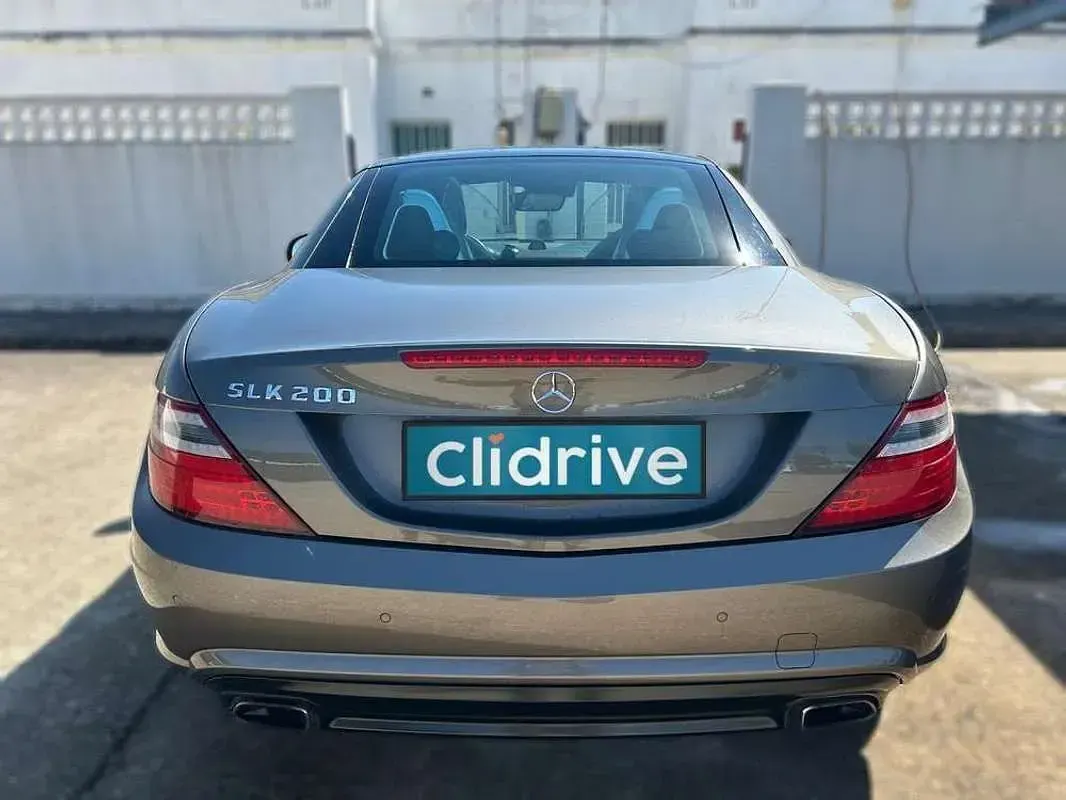 Usado Mercedes SLK200 184 CV (135 kW) 2011 Gris Descapotable