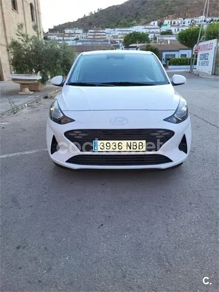 Usado Hyundai i10 67 CV (49 kW) 2025 Blanco Utilitario