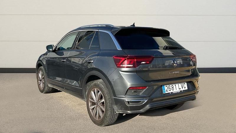 Usado VW T-Roc Advance 110 CV (80 kW) 2021 Gris SUV