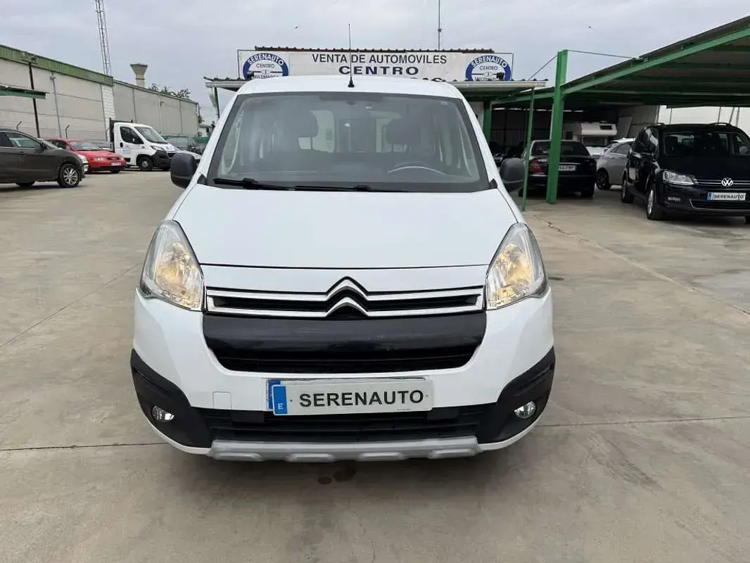 Usado Citroën Berlingo Live 99 CV (72 kW) 2016 Monovolumen
