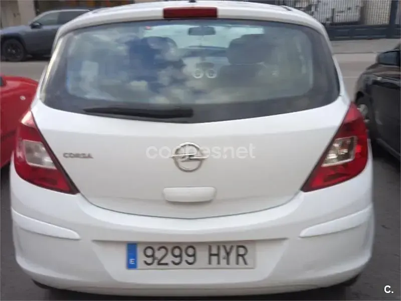 Usado Opel Corsa Selective 83 CV (61 kW) 2014 Blanco Utilitario