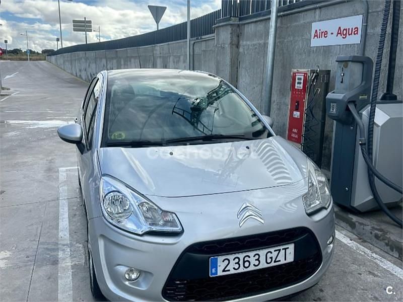 Gris / plata Usado 2010 Citroën C3 Exclusive Berlina | 4900 € (Precio justo) - Imagen 1/4