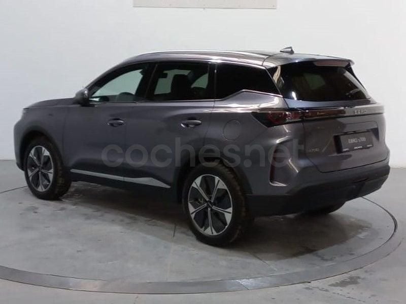 Usado Ebro s700 Luxury 147 CV (108 kW) 2025 Gris / plata SUV