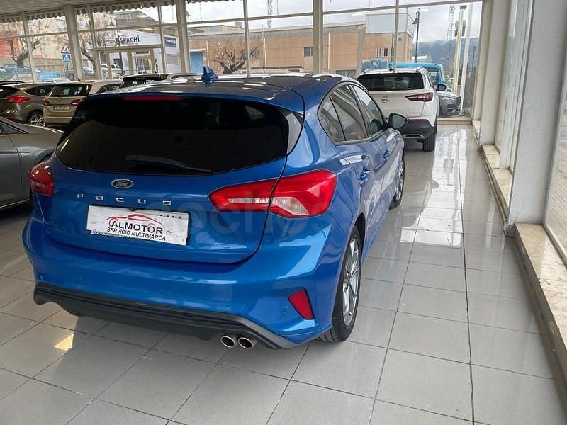 Usado Ford Focus ST-Line 125 CV (91 kW) 2020 Azul Berlina