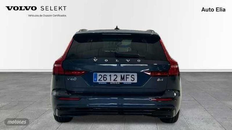 Usado Volvo V60 Plus 197 CV (144 kW) 2023 Azul Familiar