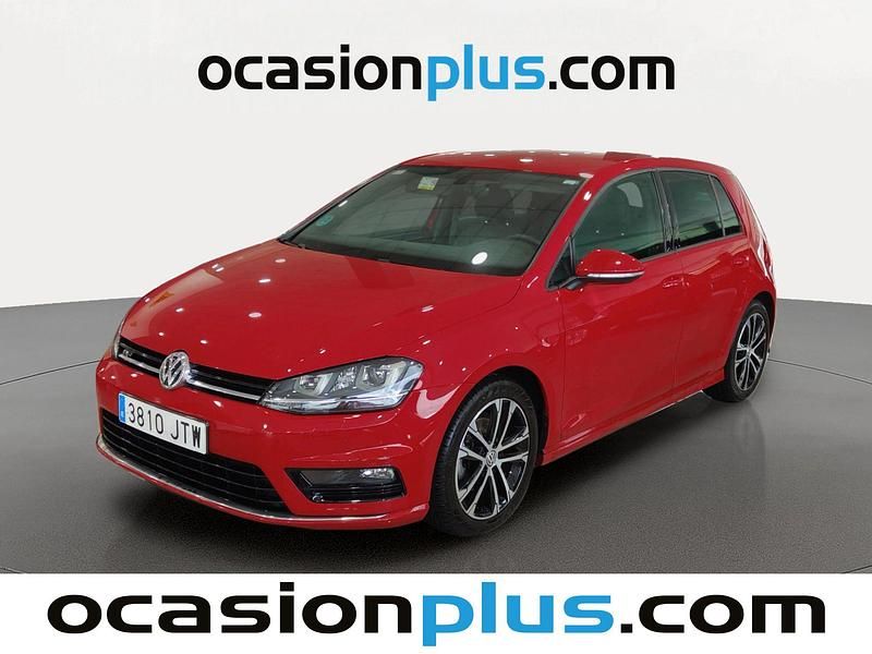 Usado VW Golf VII Sportline 110 CV (80 kW) 2016 Rojo Utilitario