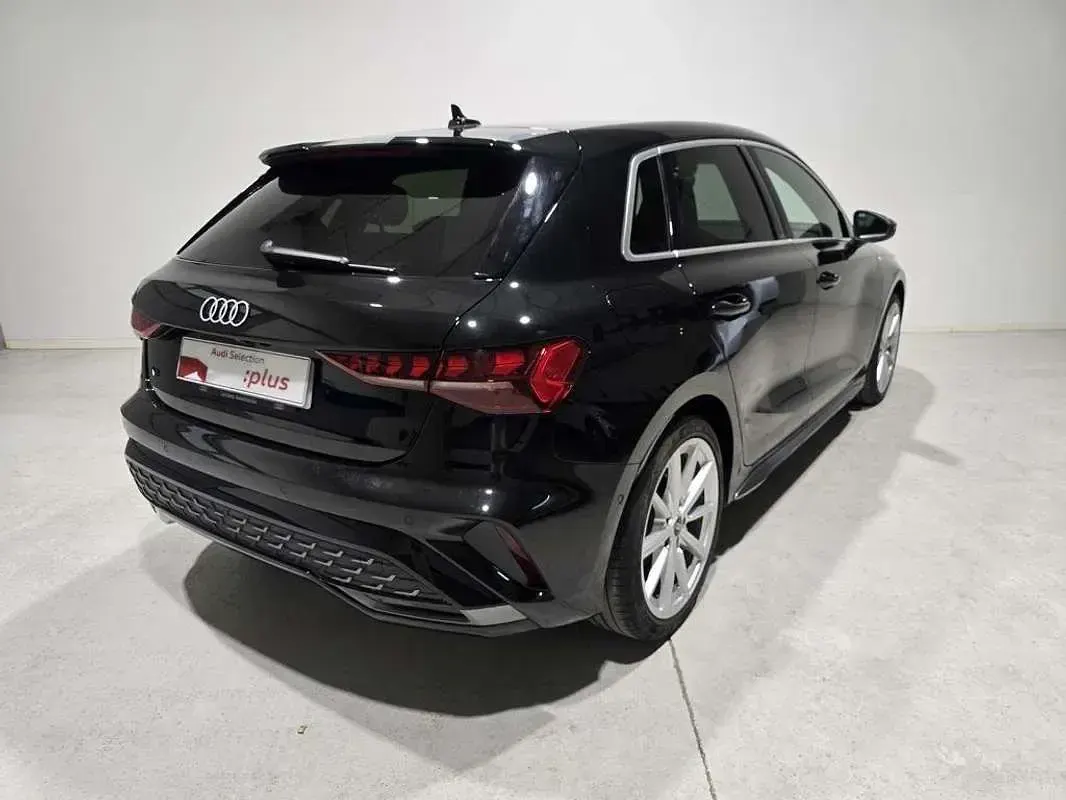 Usado Audi A3 Sportback S-Line 150 CV (110 kW) 2025 Negro Utilitario