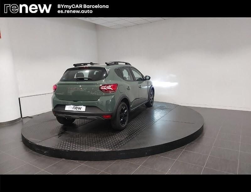 Usado Dacia Sandero Extreme 100 CV (73 kW) 2025 Verde Berlina