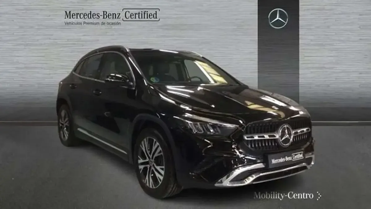 Usado Mercedes GLA250 219 CV (161 kW) 2024 Negro SUV