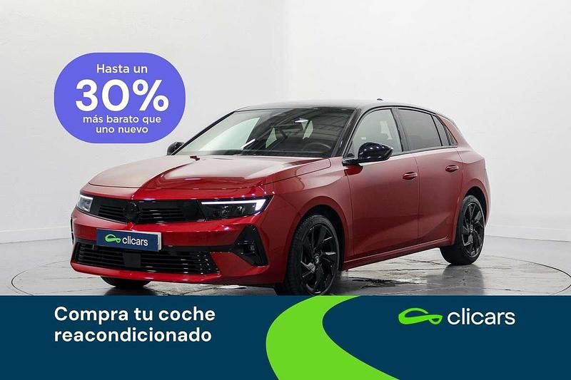 Rojo Usado 2022 Opel Astra GS Line Utilitario | 18.790 € (Precio justo) - Imagen 1/4
