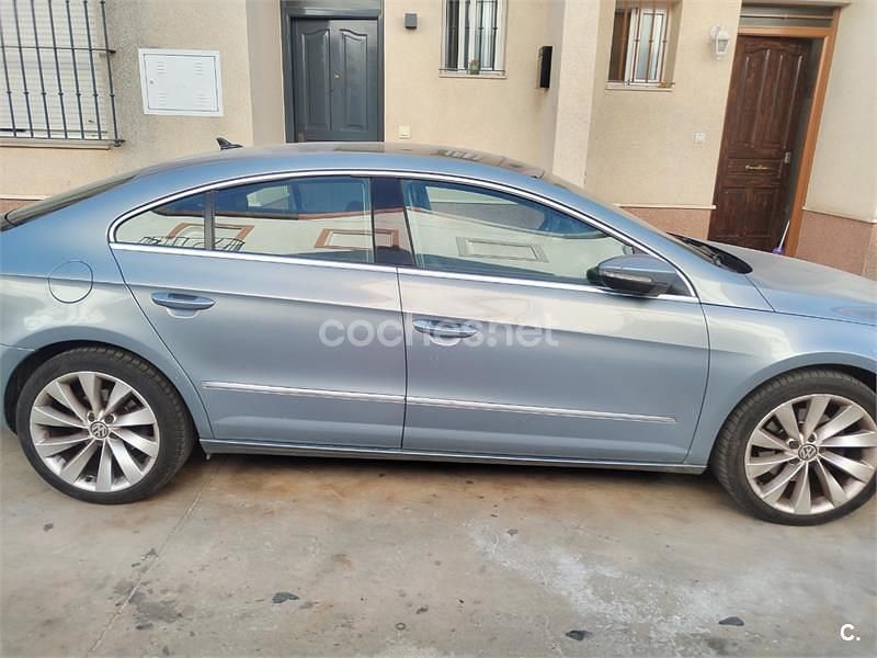 Usado VW Passat 140 CV (102 kW) 2009 Gris / plata Berlina