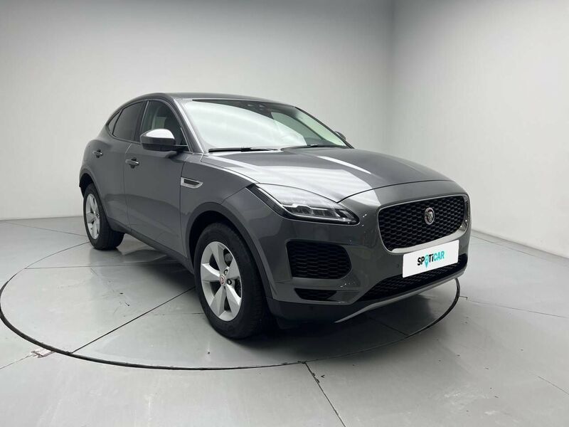 Usado Jaguar E-Pace 163 CV (119 kW) 2021 Gris SUV
