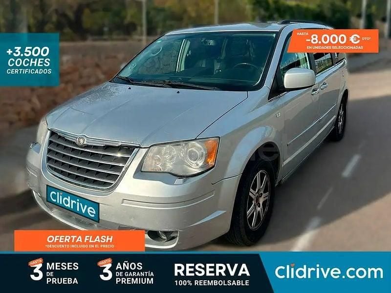Gris / plata Usado 2009 Chrysler Grand Voyager Limited Monovolumen | 8290 € (Precio justo) - Imagen 1/4